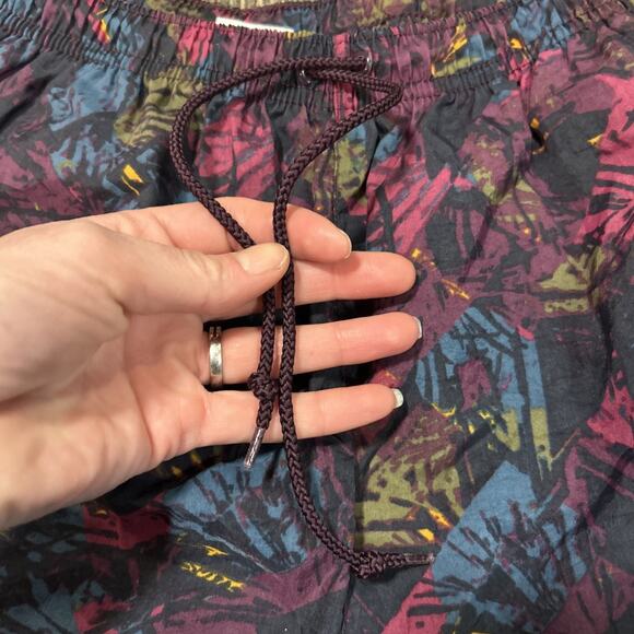 Vintage 90’s Nike athletic shorts, purple black print, 14 women’s Medium Large - Picture 3 of 6